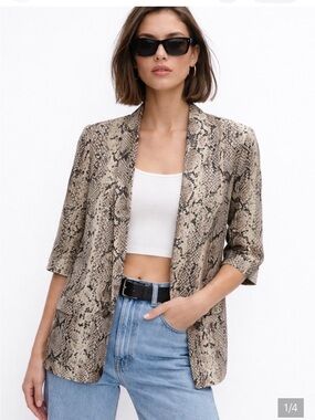 Stradivarius Snake print blazer ruched sleeves detail open front